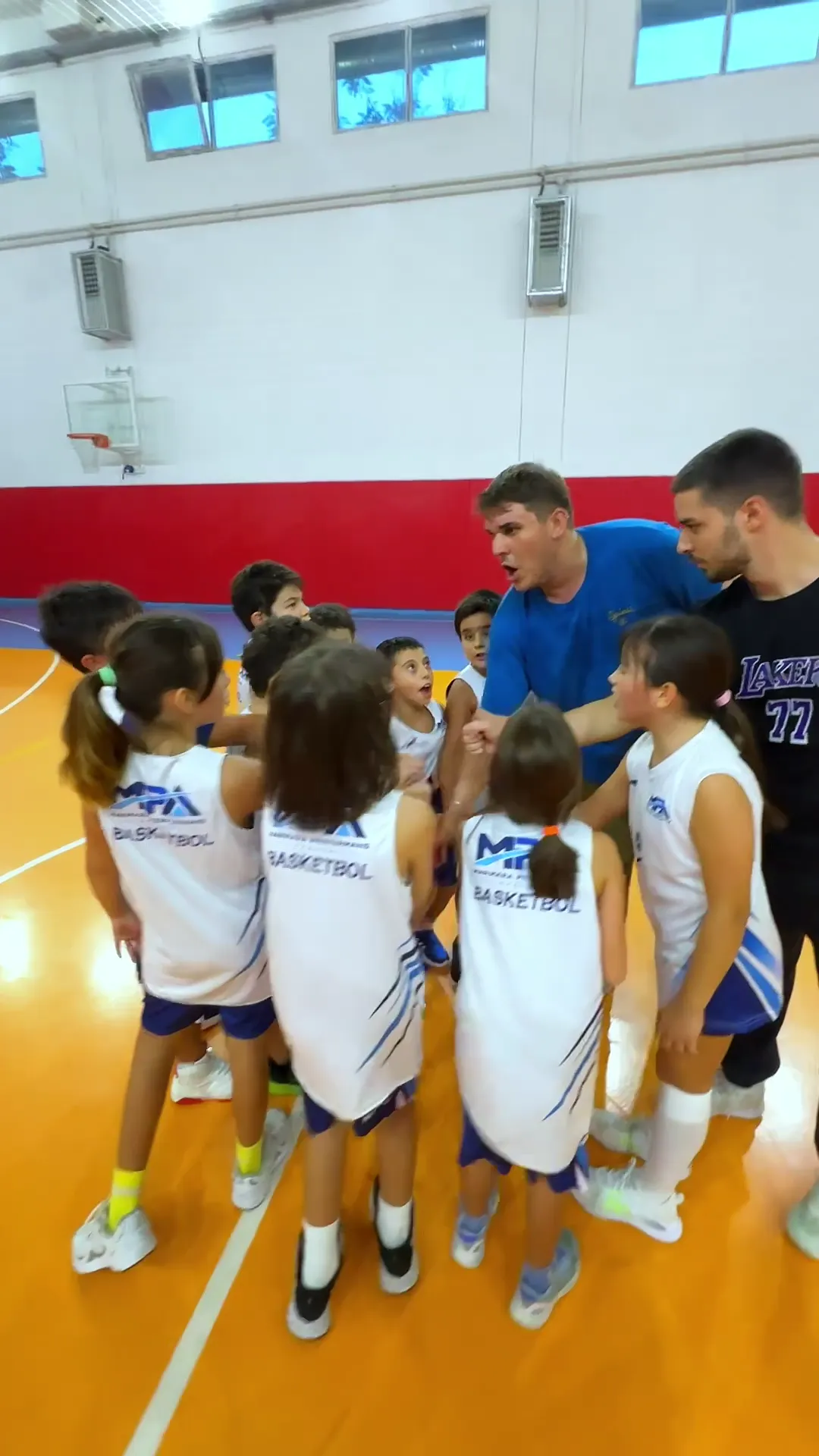 Tuzla'da basketbol kursu seçimi: velilerin sorması gereken 8 soru